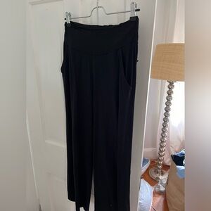 Toad  & Co   Black cropped XS pants